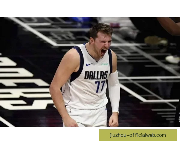 东契奇疯狂三月数据惊人全面碾压文班亚历山大争夺月最佳